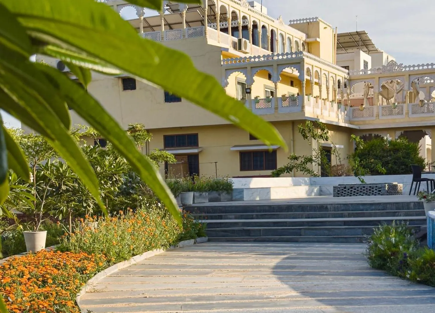 The Vaag Udaipur - A Luxury Pool Villa In אודייפור